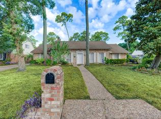 5810 Boyce Springs Dr, Houston, TX 77066
