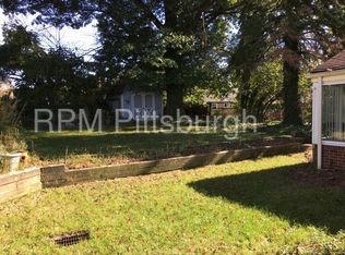 118 Video Dr, Homestead, PA 15120