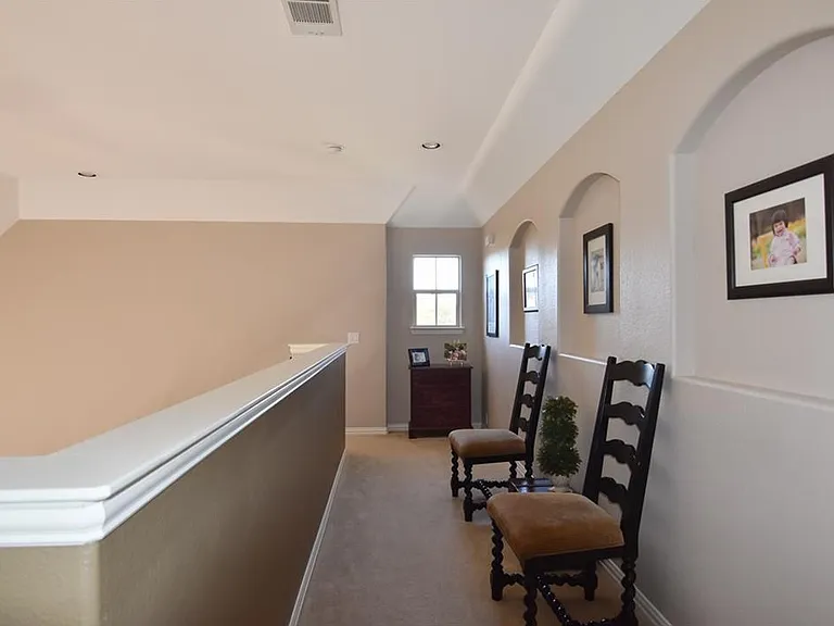 1708 Estacado Dr — Photo 12