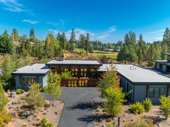 61672 Hosmer Lake Dr, Bend, OR 97702