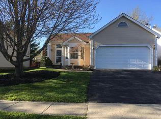 7584 Kittansett Ln, Pickerington, OH
