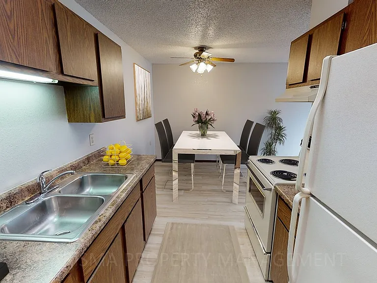 Olive Grove Apartments — Photo 7