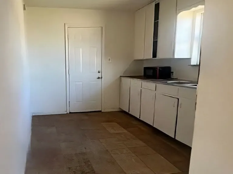 414 Lindy Ave — Photo 7