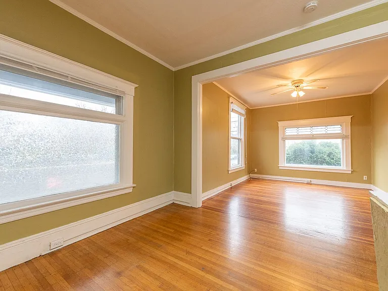 1404 SE Madison St — Photo 12