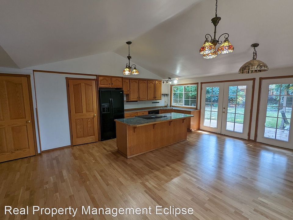 1st image of 16507 Lake Hills Blvd