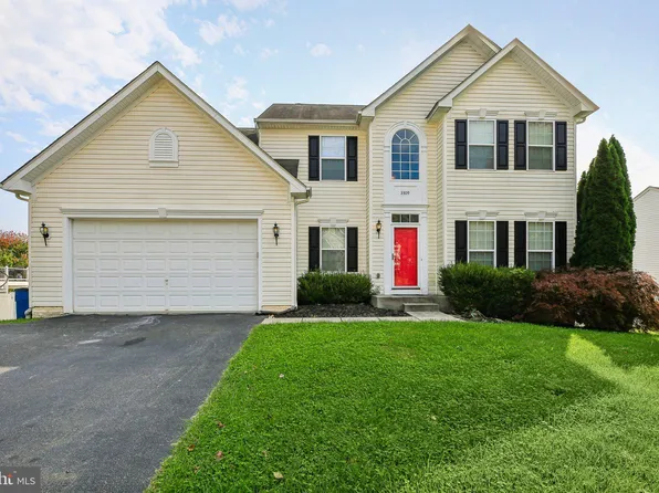 3309 Brewster Ct, Manchester, MD 21102
