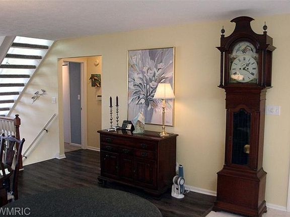 3rd image of 433 Sandpiper Dr