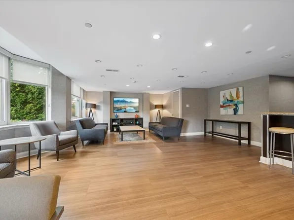 1 2nd Street image 29 of 38