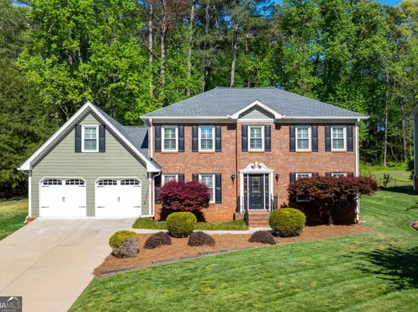 826 Marbrook Dr, Lawrenceville, GA 30044