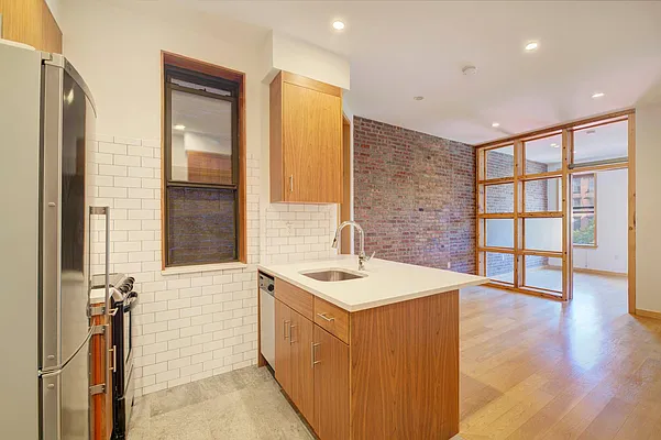 Rented by REAL New York | media 1