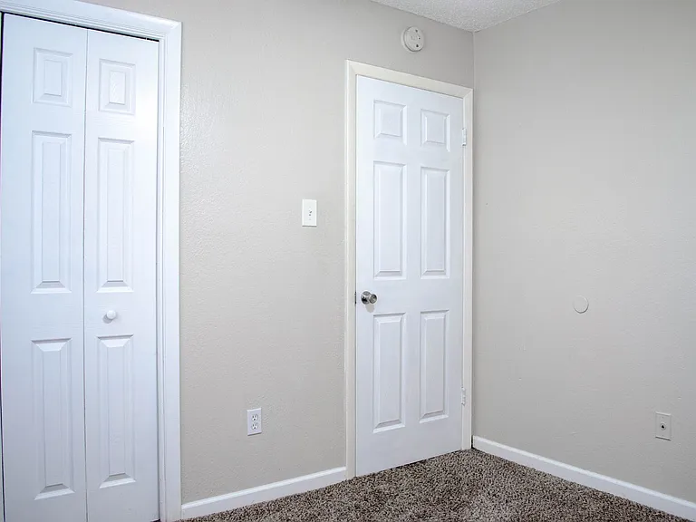 2306 Fuzz Fairway — Photo 12