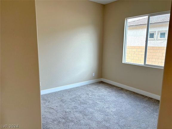 5th image of 9158 Nicole Paige Ct