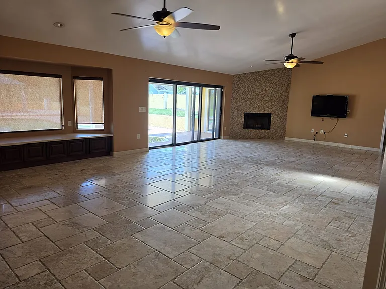 8146 Oak Park Rd — Photo 14