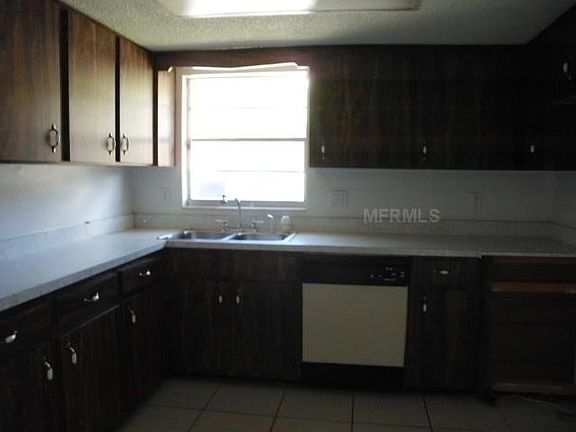 2nd image of 48 Villa Villar Ct
