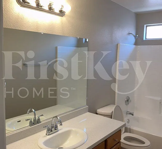 2549 Rosy Sunrise St — Photo 9