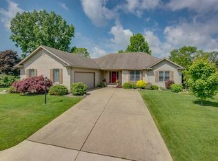 61505 Carrington Dr, South Bend, IN