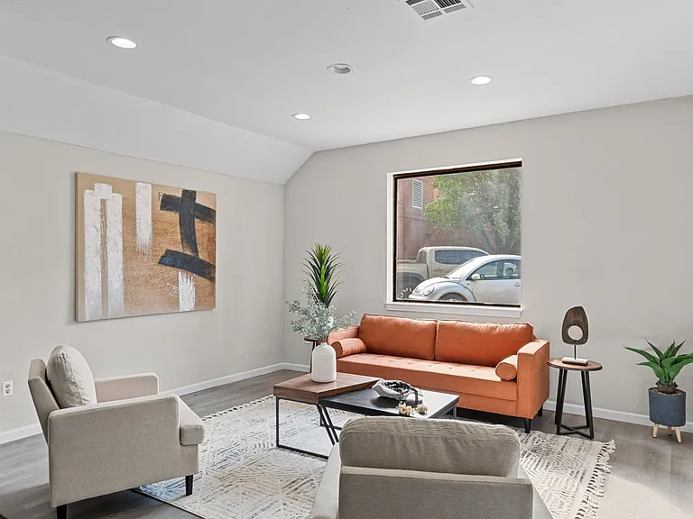 Avia Apartments — Photo 8