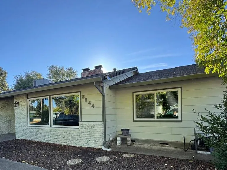 3844 Bechelli Ln — Photo 2
