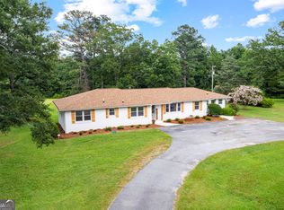 1367 Sharpsburg McCollum Rd, Sharpsburg, GA 30277