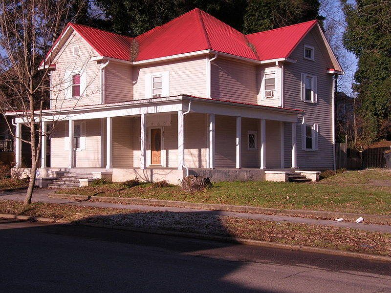 1st image of 2645 E 5th Ave