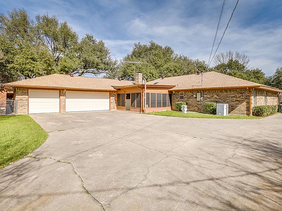 4th image of 4445 Cartagena Dr