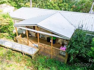 299 Battle Branch Rd, Franklin, NC 28734