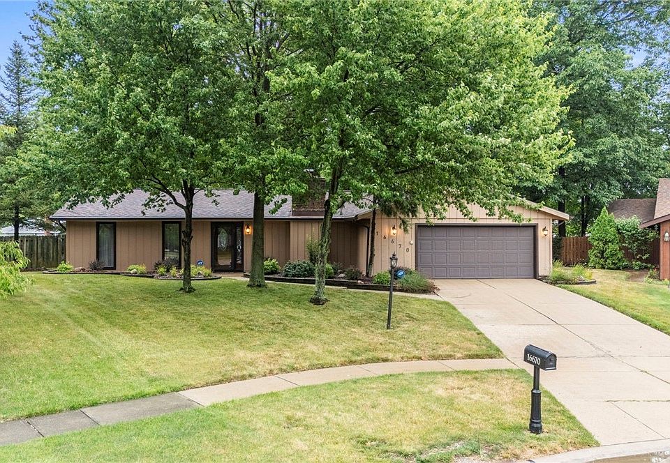1st image of 16670 Aspen Cir