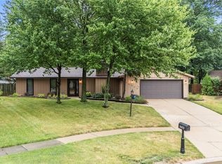 16670 Aspen Cir, Strongsville, OH 44136