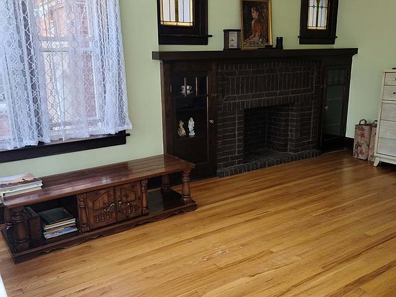 5th image of 3139 N Luna Ave