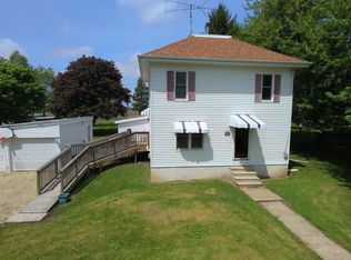 232 W Walnut St, Compton, IL 61318