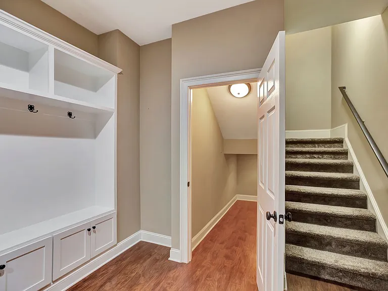 258 Silver Cypress Cir — Photo 17