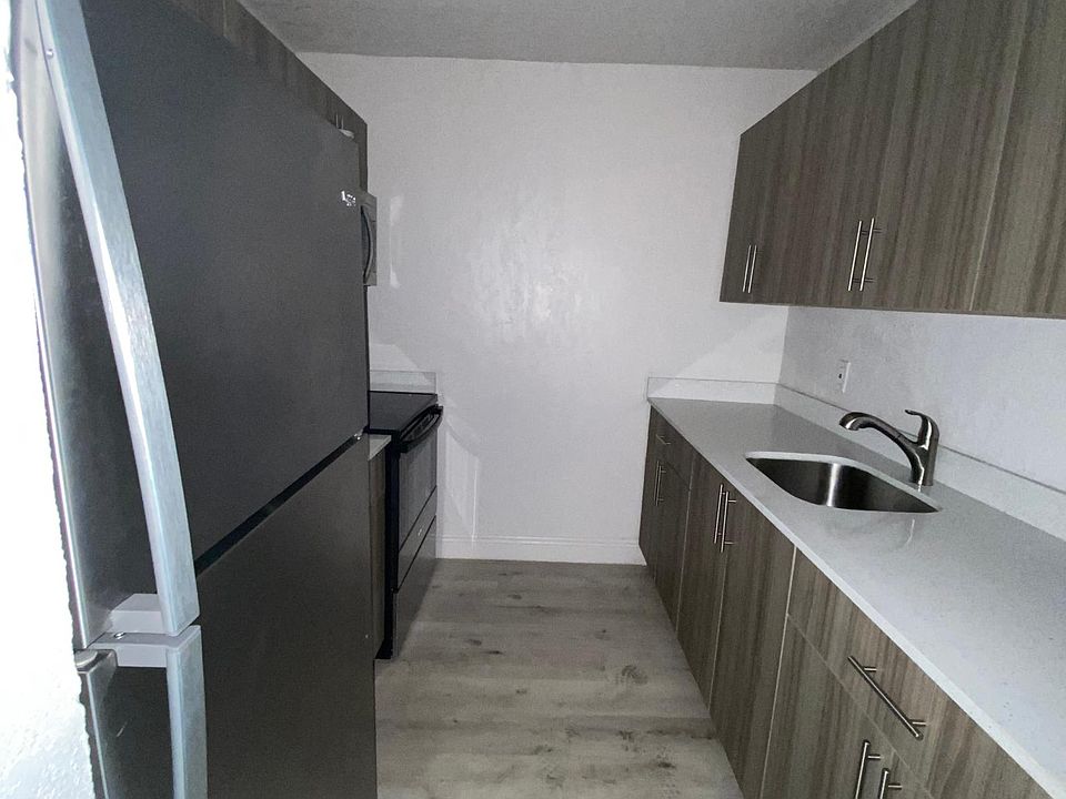 1st image of 12955 NE 6th Ave APT 405