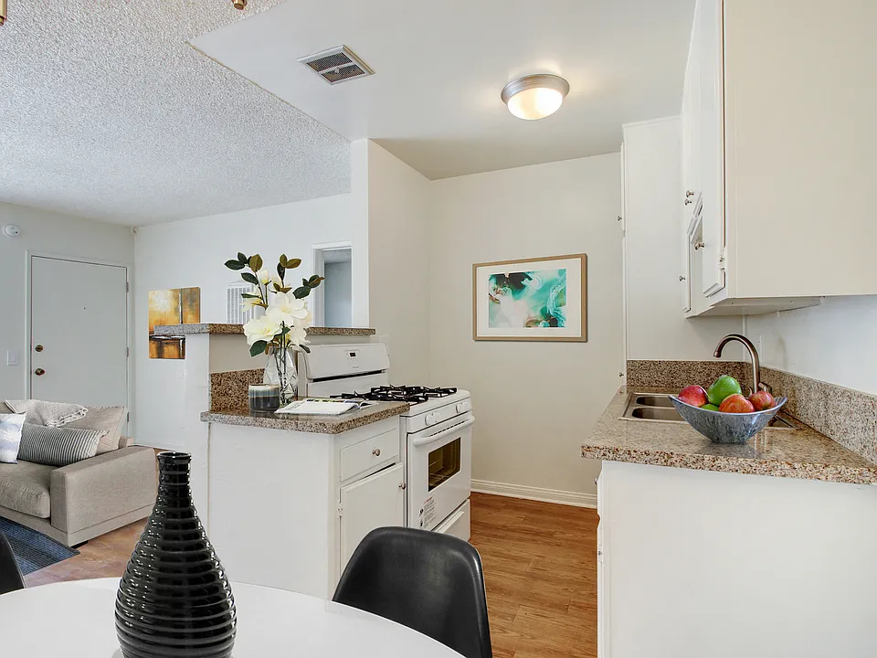 De Soto Valley Apartments