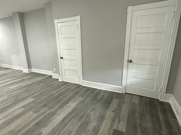 451 W Penn St #1 — Photo 6