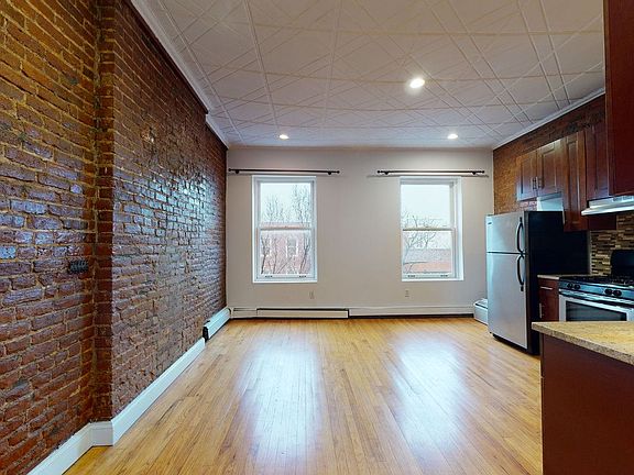 2nd image of 272 Court St #2