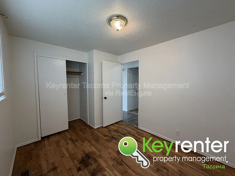 1021 S Orchard St — Photo 15