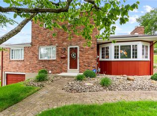 549 Edgewood Ave, Oakmont, PA