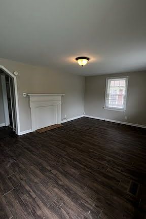 3rd image of 1316 Elmer St