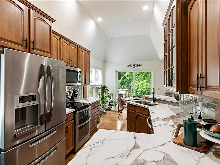 6525 NW Melody Ct #1 — Photo 4