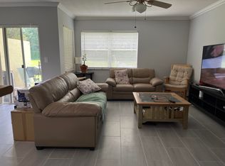 869 Imperial Lake Rd, West Palm Beach, FL 33413