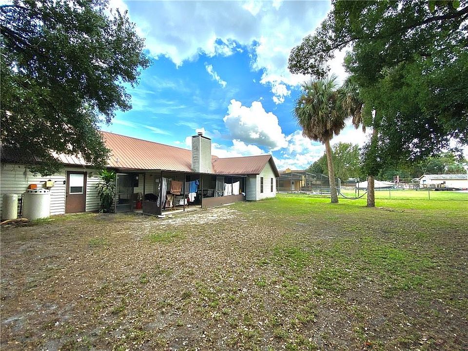 2nd image of 1014 Shawnda Ln