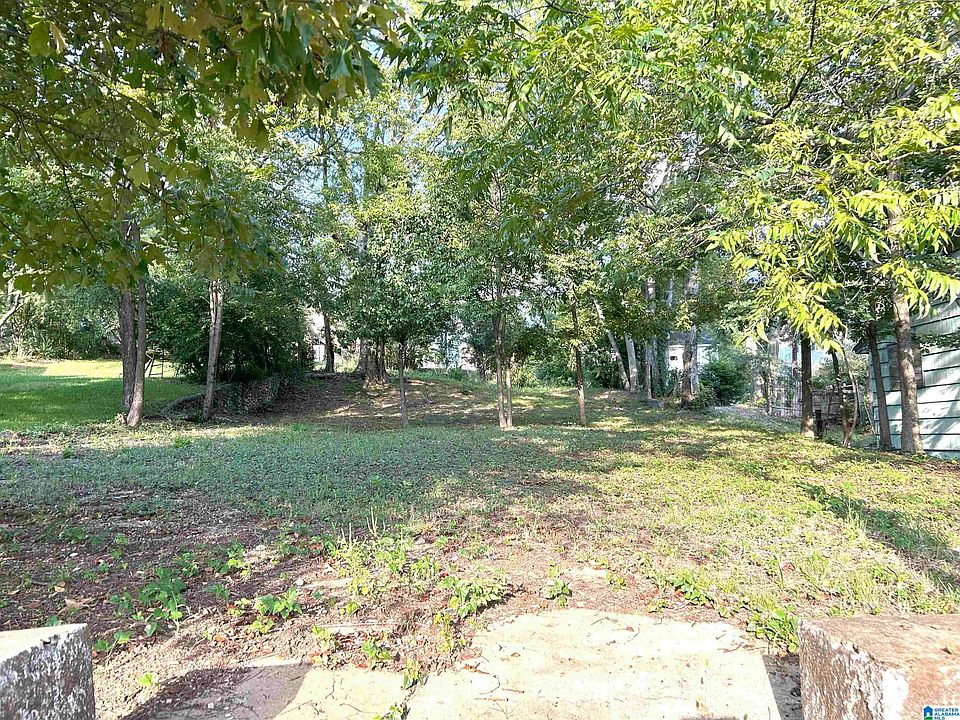 2nd image of 1415 34th St N #4