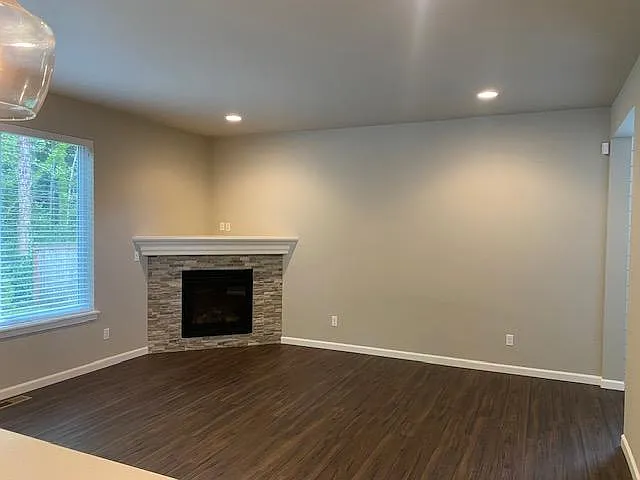 8008 Mitts Ln — Photo 6