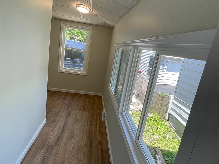 48 7th Ave #1 — Photo 8