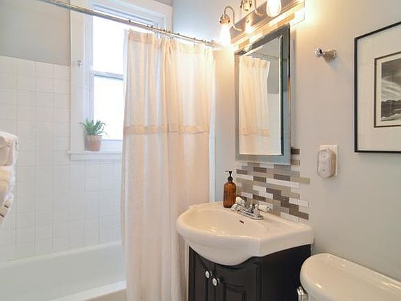 5th image of 2170 W Warner Ave APT 1R