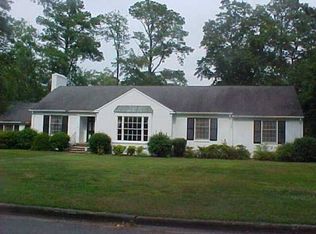 1703 Saint George Pl, Kinston, NC 28504