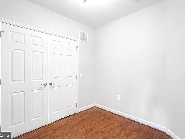 2101 N Monroe St #204 — Photo 6