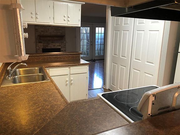 5th image of 13453 Castilian Dr #1