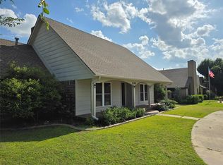 8100 N Bridgeport Ln, Bethany, OK 73008