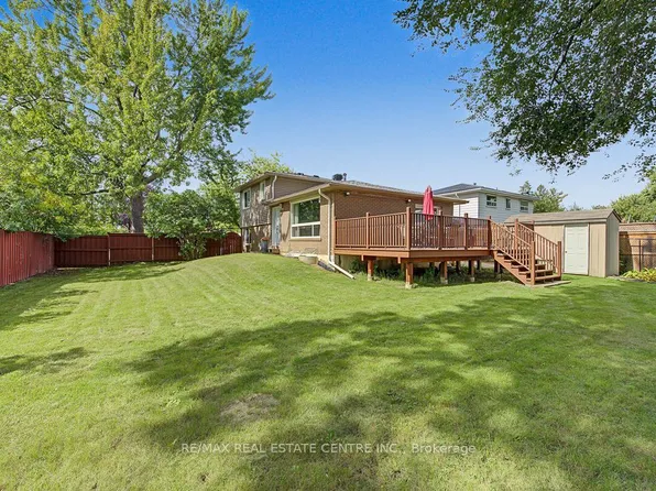 276 Bartley Bull Pkwy, Brampton, ON L6W 2L3